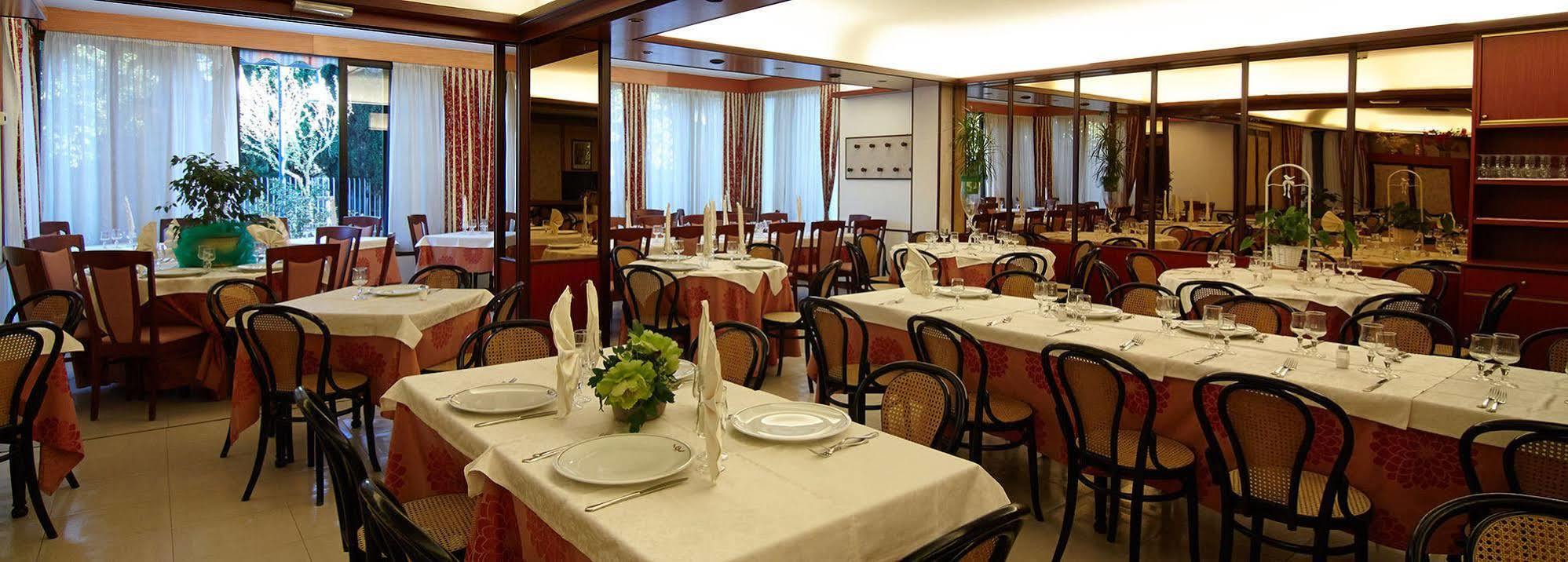 Hotel Gaggiano Сан-Джованні-Ротондо Екстер'єр фото